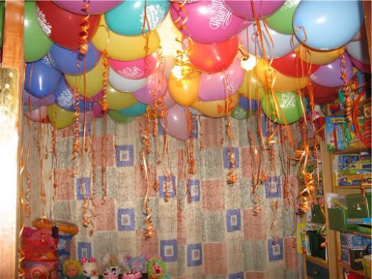 Как да украсявам стая за рожден ден?